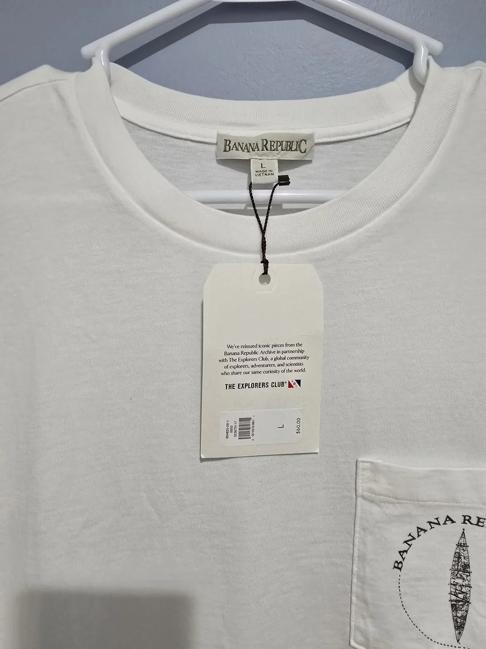 Banana Republic Men's Cream Short-Sleeve Pocket Tee